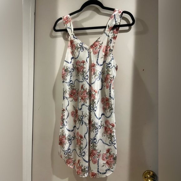 Matching vintage robe set. With slip and matching sash! - Picture 2 of 5